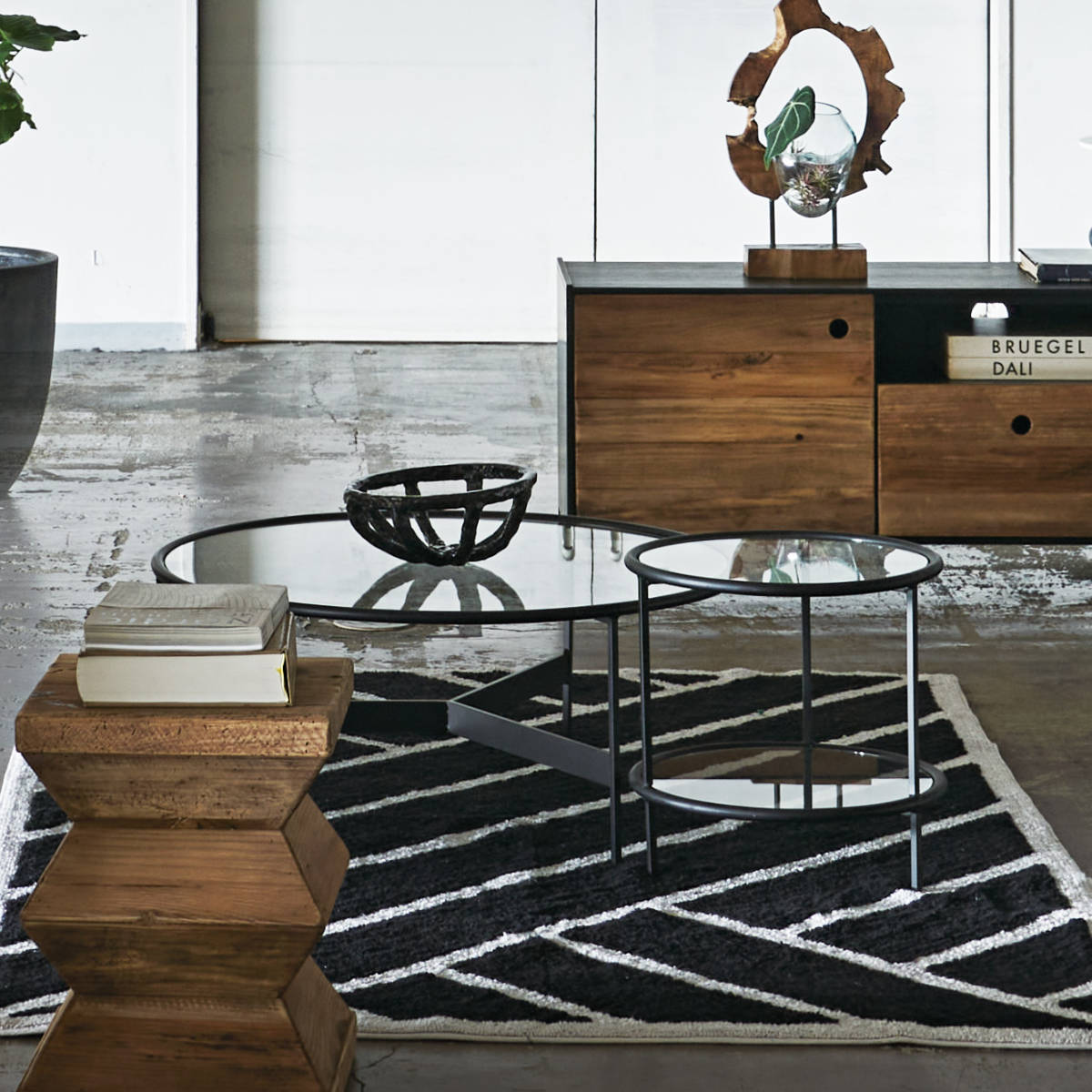 東谷 センターテーブル 円型 直径75cm ラウンドガラステーブル