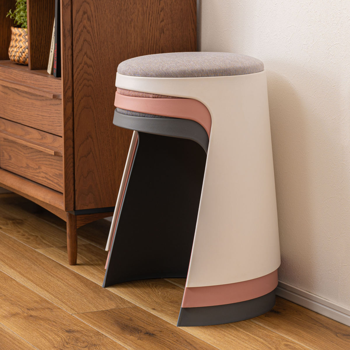 東谷 スツール スタッキング可能 高さ44cm クッション付 カヌレ （ 丸