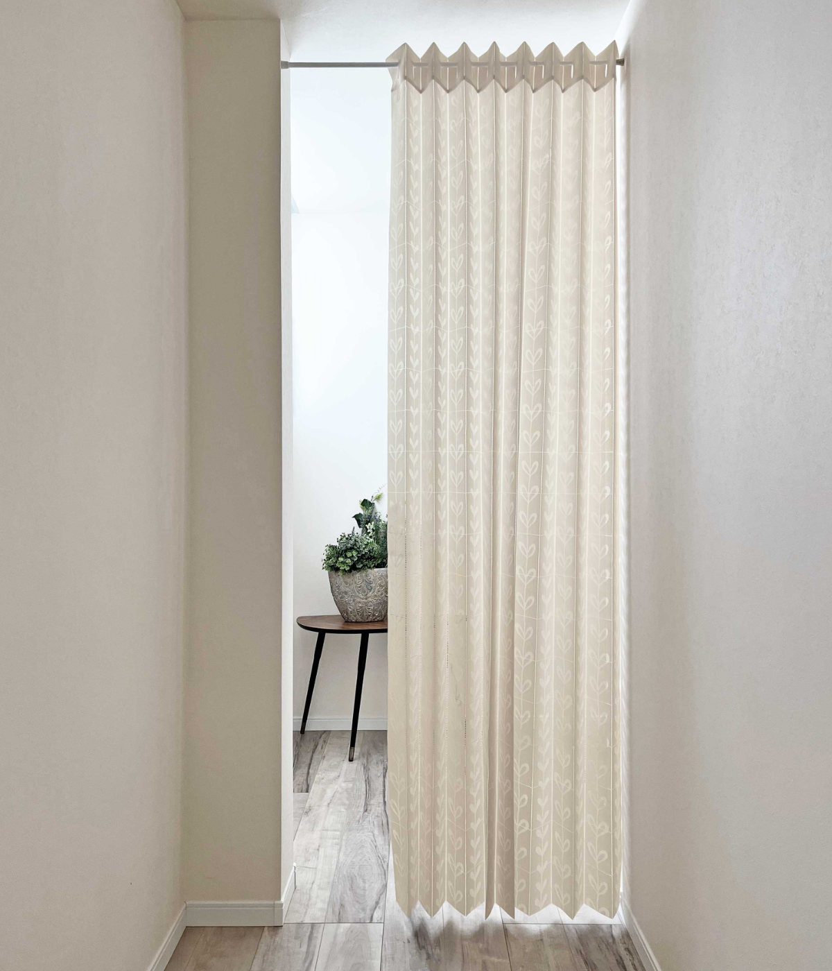 アコーディオンカーテン リーフ柄 フリーカット 150×250cm （ 間仕切り