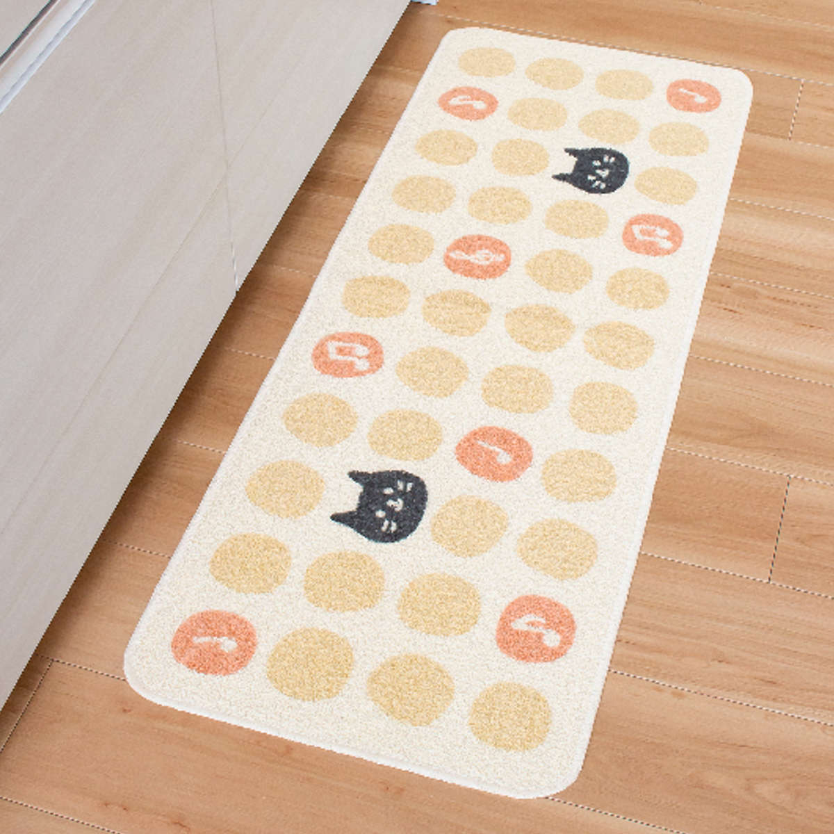 オカ キッチンマット 総柄 45x120cm ネコ 野菜 ガーデン （ 滑り止め