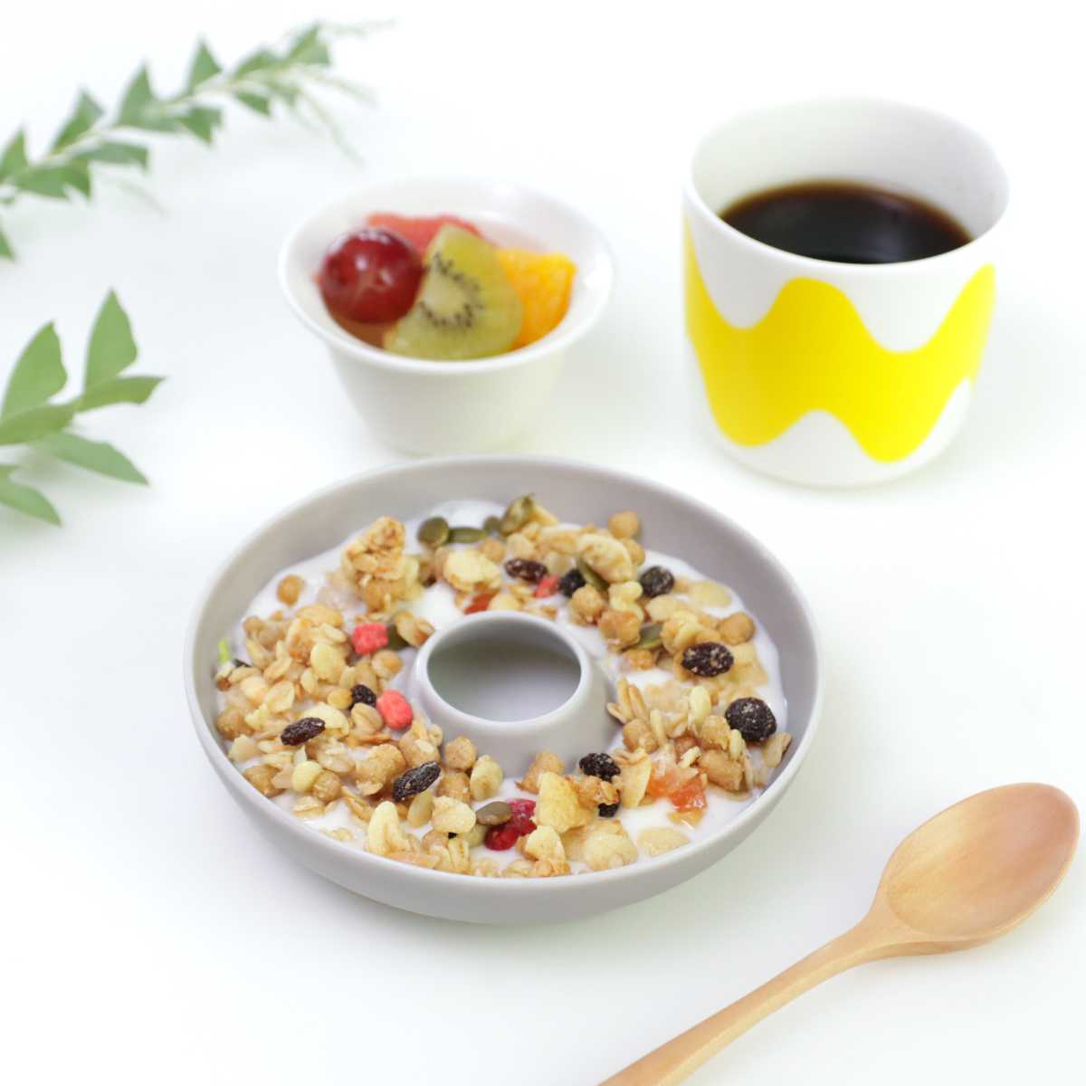 プレート 13cm S ドーナツ 磁器 （ 食洗機対応 電子レンジ対応