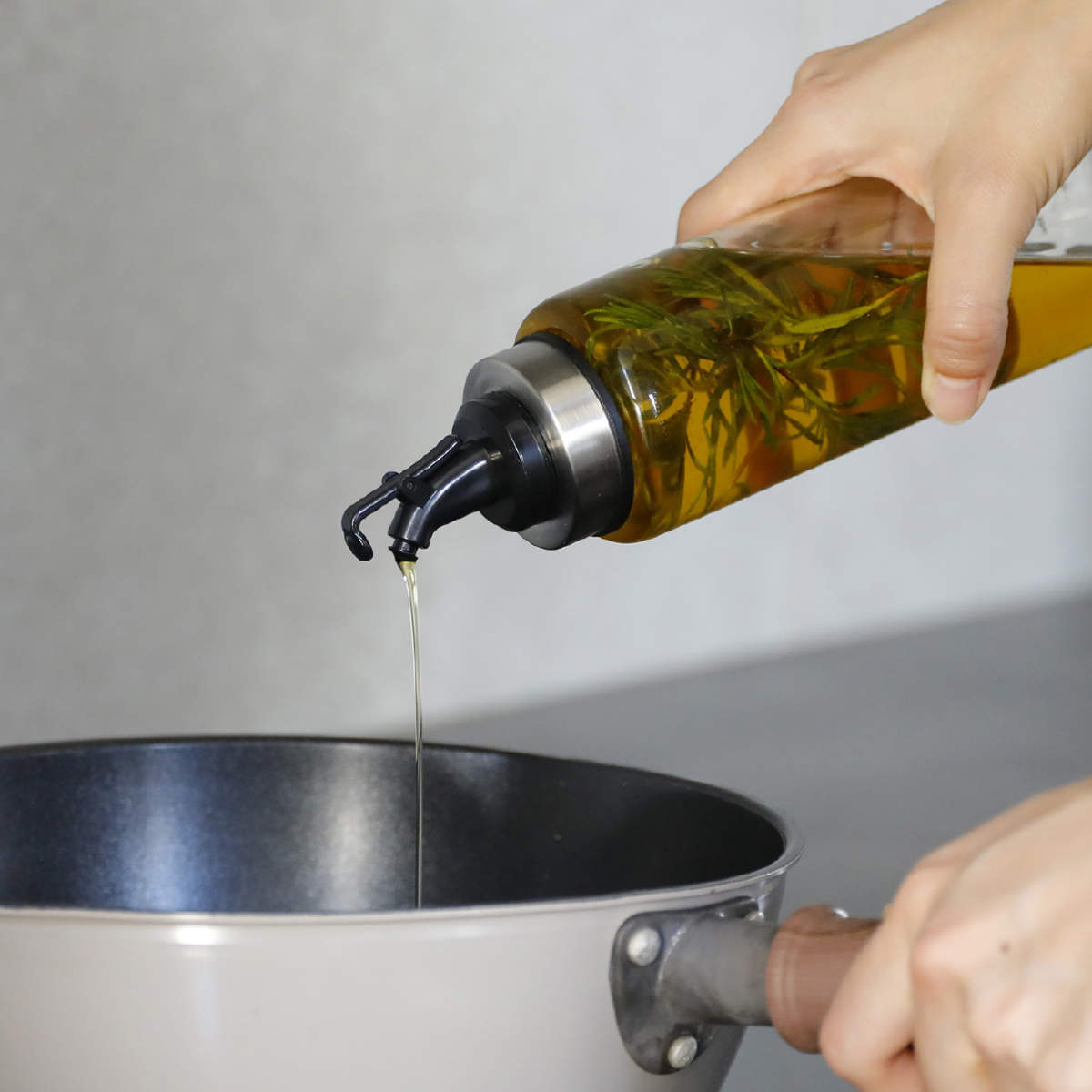 CB JAPAN（シービージャパン） ドレッシングボトル 450ml atomico 食洗