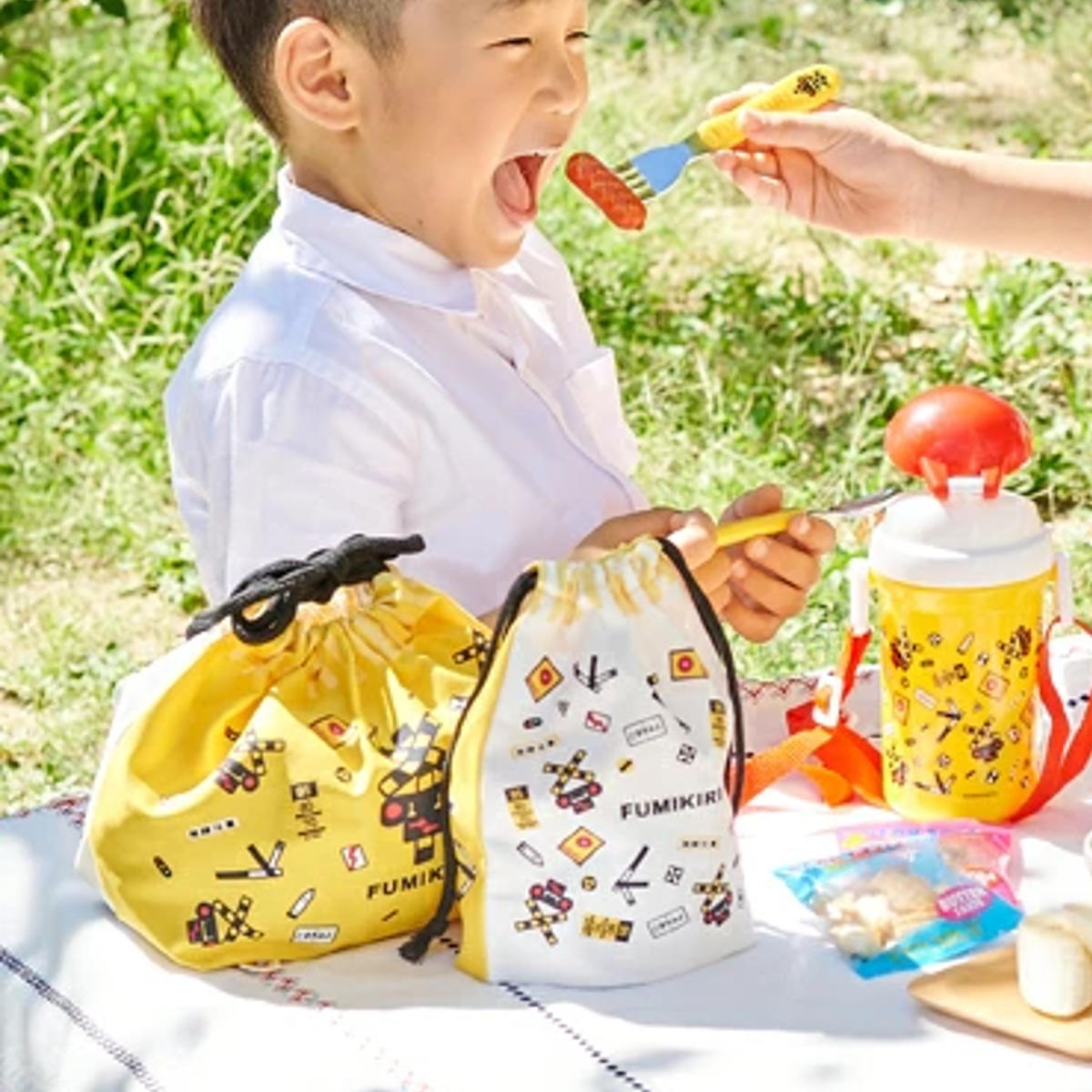 小森樹脂 コップ袋 FUMIKIRI 踏切柄 （ 子供用 給食袋 きんちゃく袋