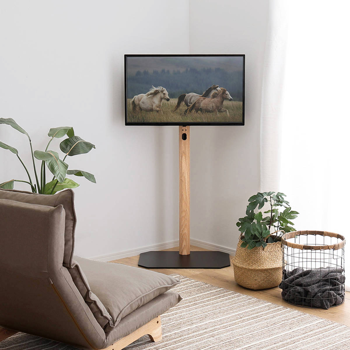 ホームテイスト（HOME taste） TVスタンド ハイタイプ 八角支柱 32-65