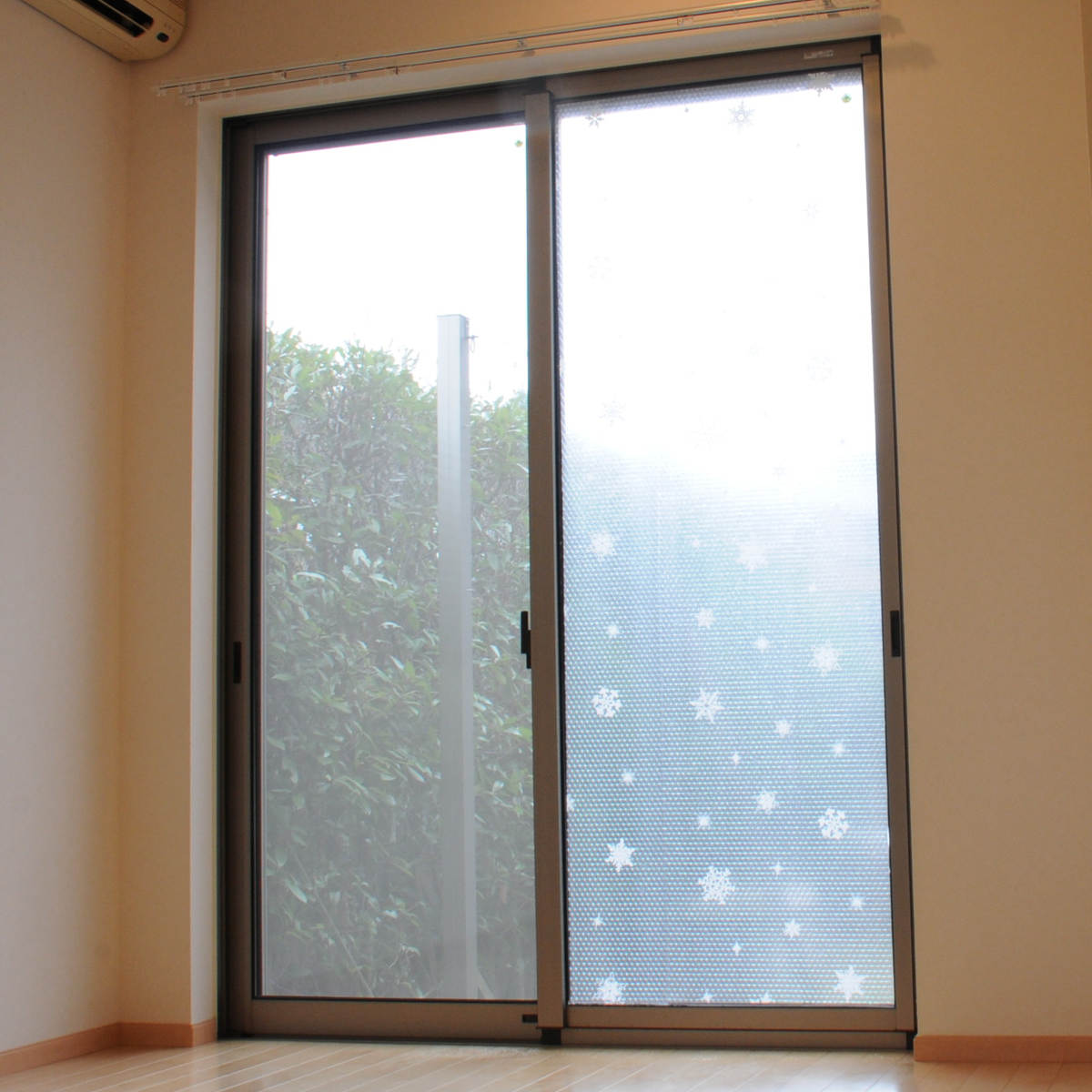 結露防止 シート 水で貼る 結露防止シート 1本タイプ 90cm×200cm （ 水