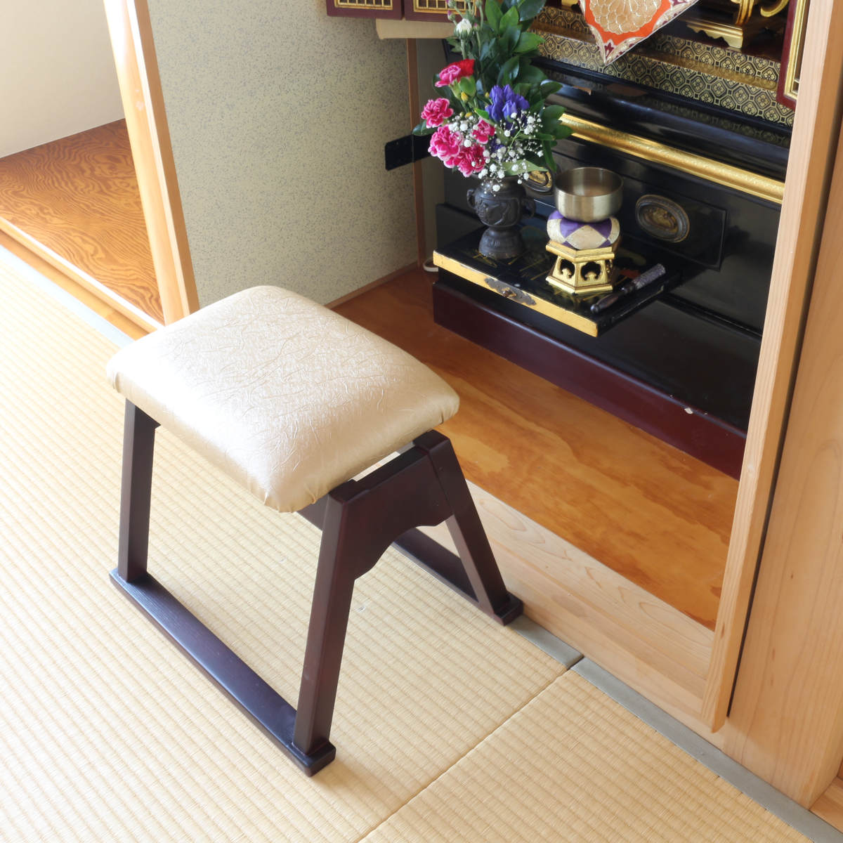OSMAC 椅子 仏壇 スタッキングできる 仏壇前椅子 ゴールド 高さ37.5cm