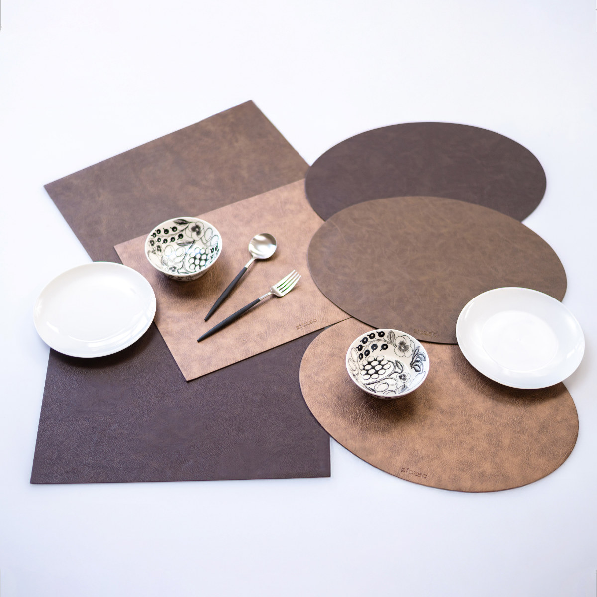 ランチョンマット レザー ziczac トロジャ 楕円形 （ ジックザック