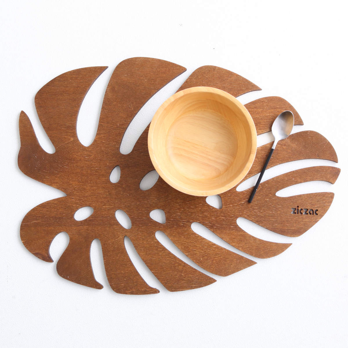 未使用　天然木　塗りの会席膳／大型ランチョンマット 5枚セット 天然木製 ランチョンマット 42cm×32cm リバーシブル 朱色 漆黒 尺4寸