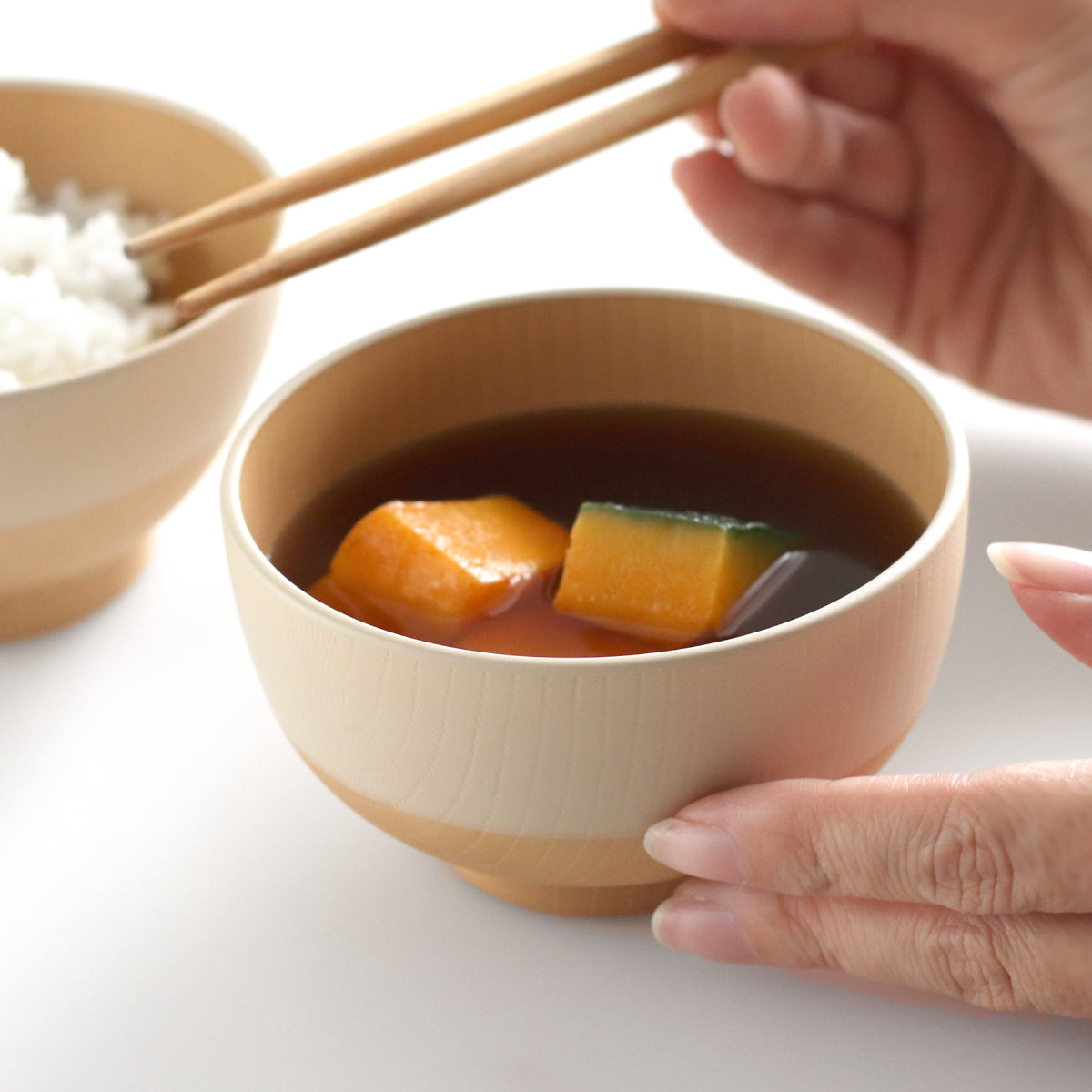 汁椀 250ml やさしい彩り 抗菌 キッズ （ 日本製 電子レンジ対応 食洗