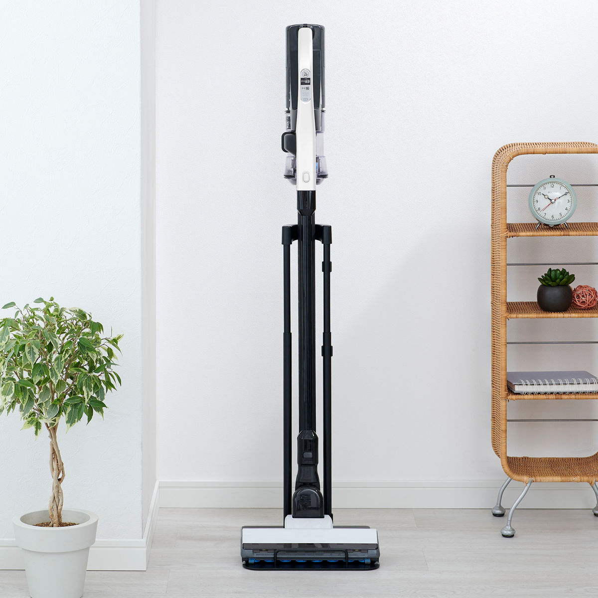 クリーナースタンド 立て掛けタイプ スティッククリーナー対応 （ 掃除