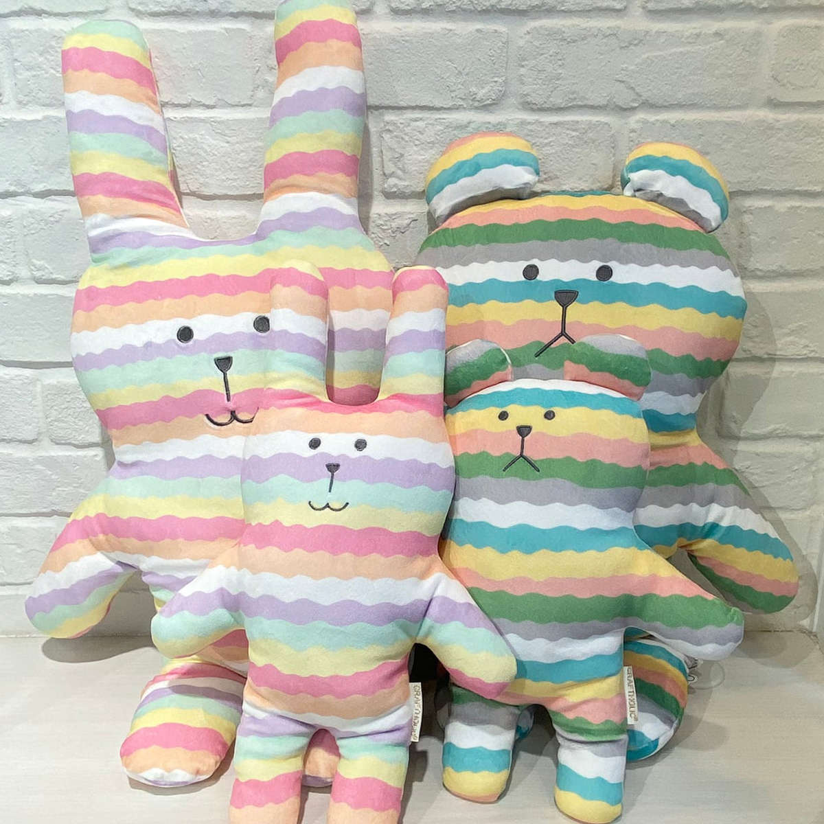 CRAFTHOLIC 抱き枕 SSサイズ LEALEA CRAFT （ クラフトホリック