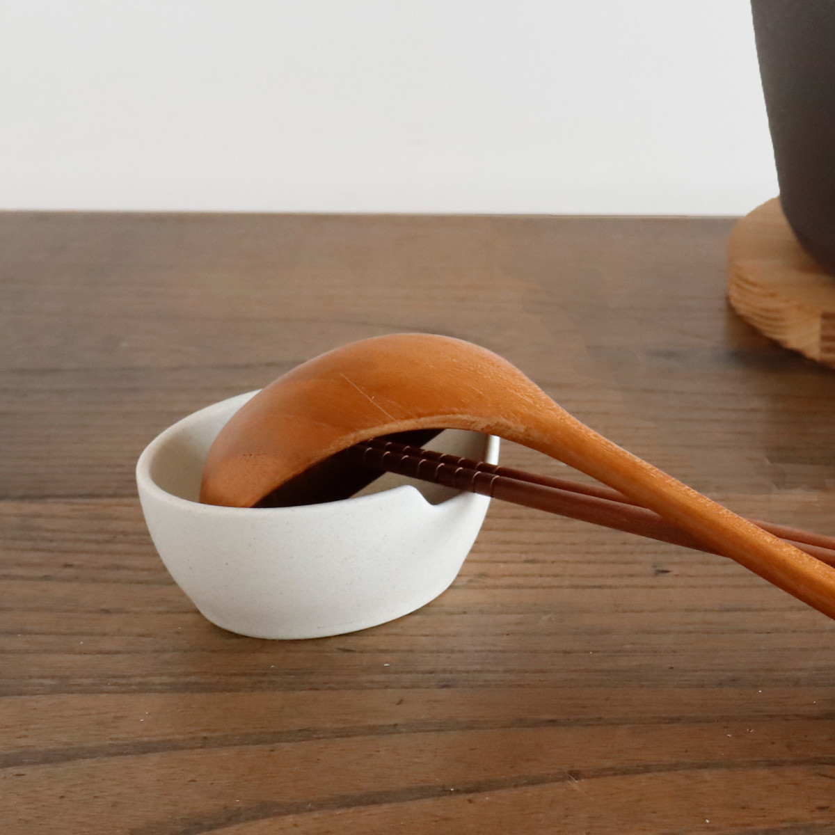 SALIU（サリュウ） お玉スタンド おたま 菜箸受け 日本製 （ ロロ お玉