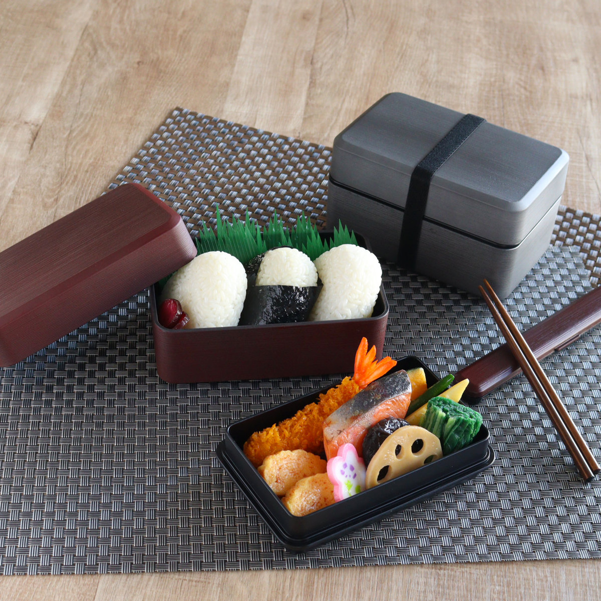 HAKOYA 弁当箱 750ml 2段 大和千筋弁当 銀朱 銀研 （ お弁当箱 食洗機