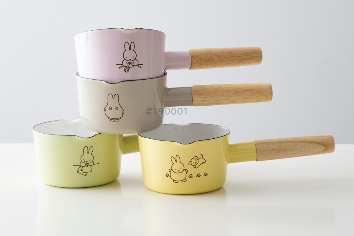 【未使用品】ルクルーゼ ミッフィー ソースパン 片手鍋 Amazon｜ル・クルーゼ(Le Creuset) ミッフィー EOS ホーロー鍋