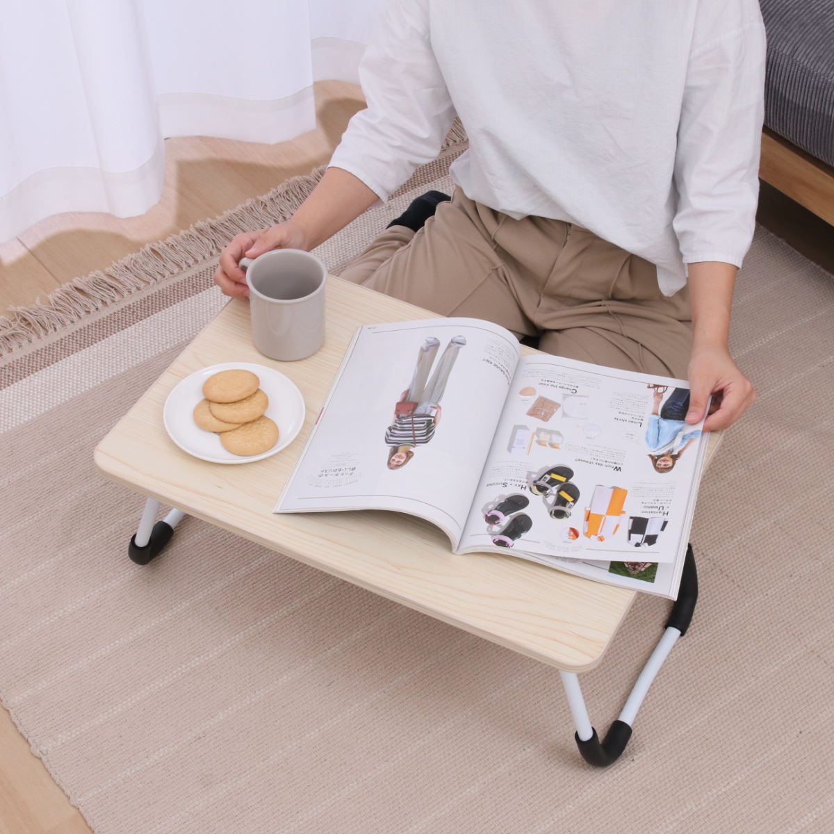 不二貿易（Fuji Boeki） ミニテーブル 折りたたみ 幅64.5cm 高さ26.5cm