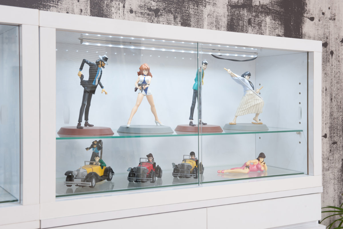 コレクションボード ガラス棚タイプ LEDライト付き 幅90cm 艶有り コレクションボード ガラス棚タイプ LEDライト付き 幅90cm 艶有り
