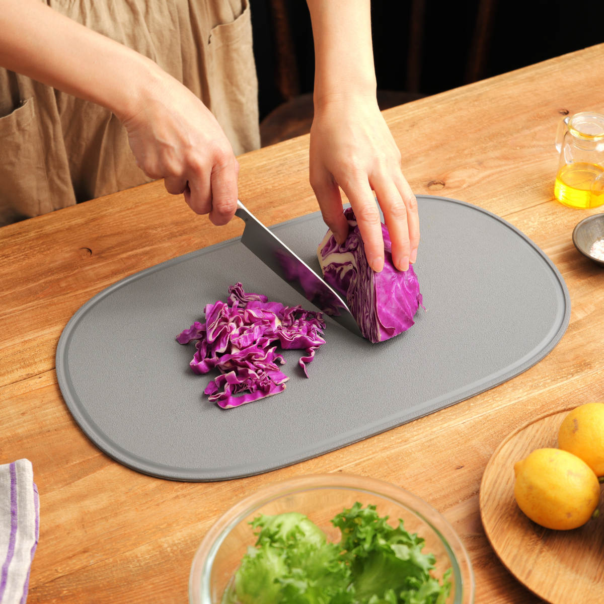 オーバルまな板 L 食洗機対応 エラストマー 抗菌 日本製 （ まないた