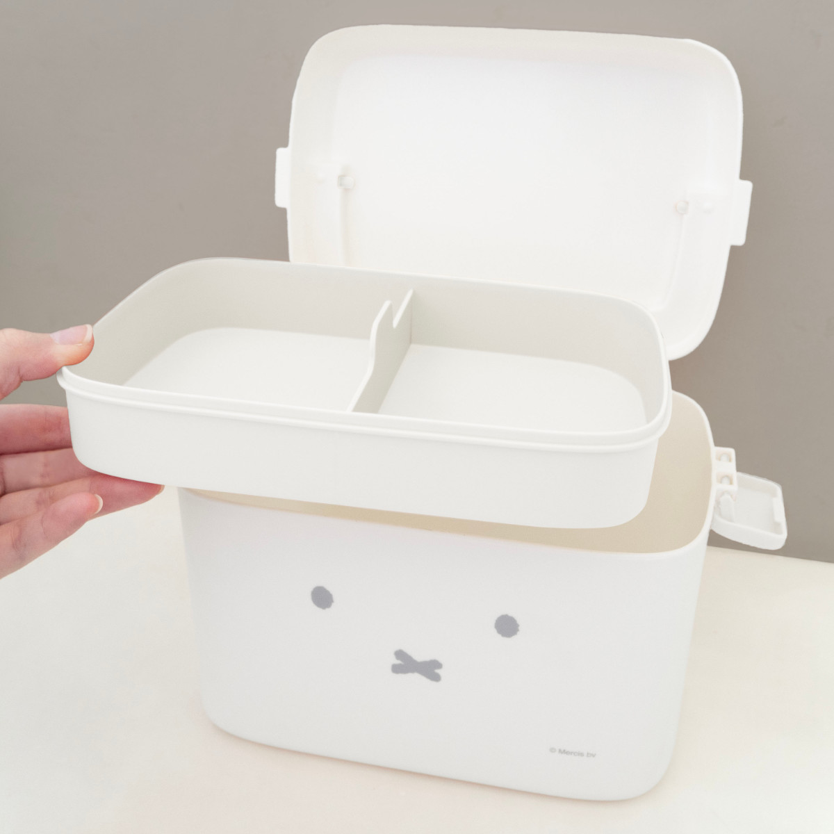 オカトー 収納ボックス miffy 中仕切り付き 収納ケース 幅23.5×奥行16