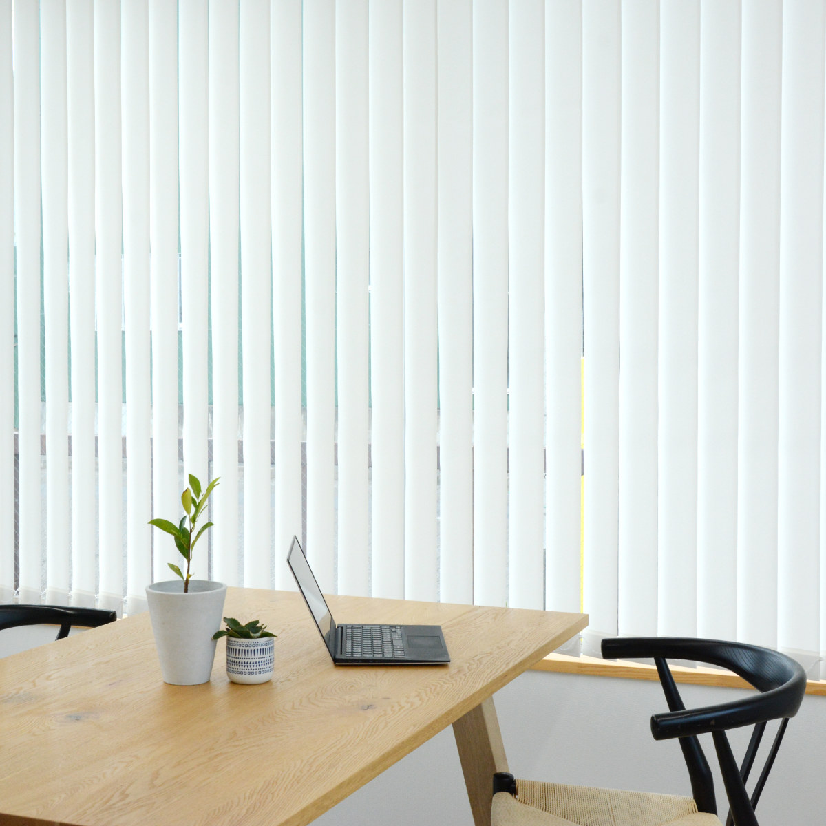 特典付き バーチカルブラインド 標準タイプ 幅321〜380cm 高さ181