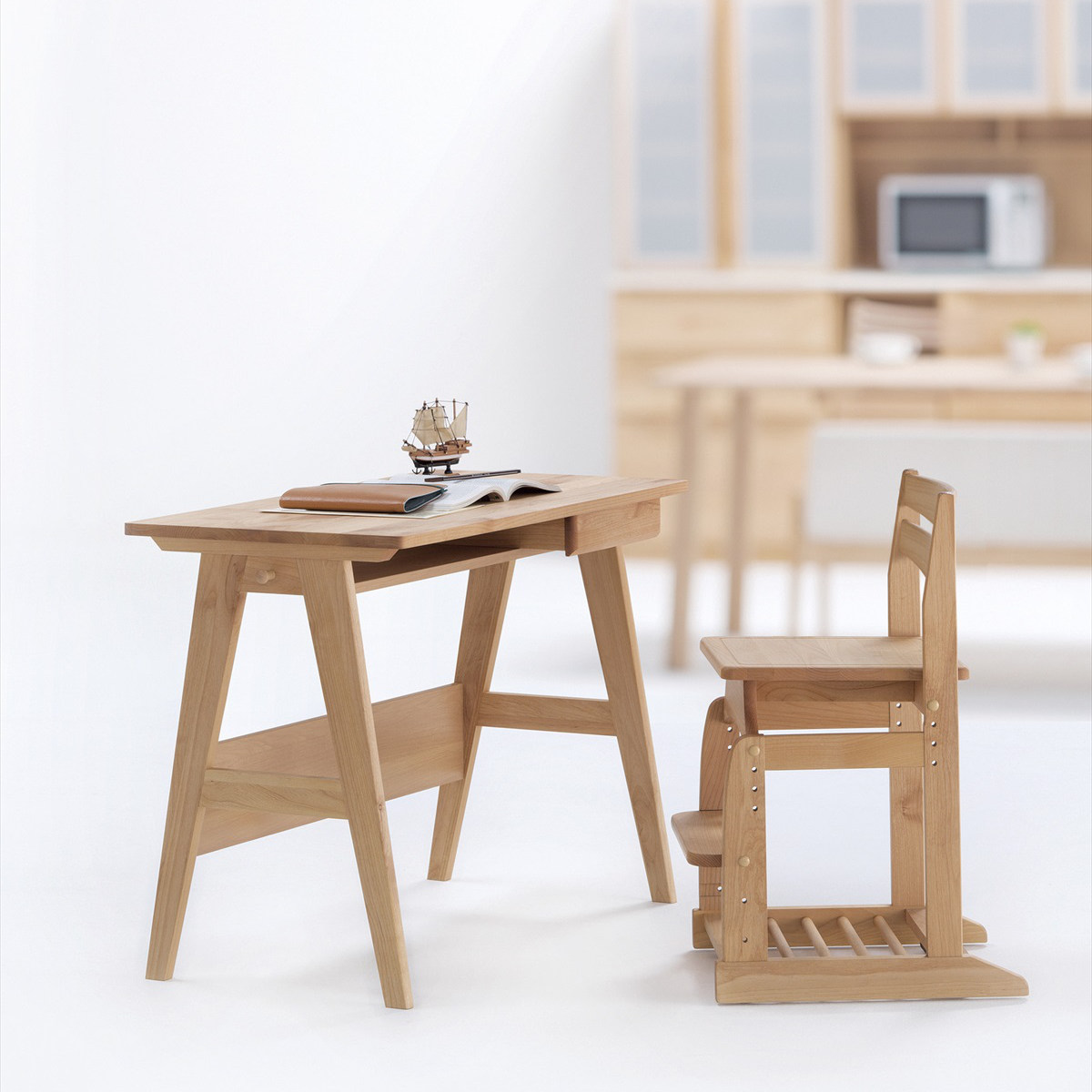 堀田木工所 学習椅子 勉強椅子 板座タイプ リビングダイニング学習