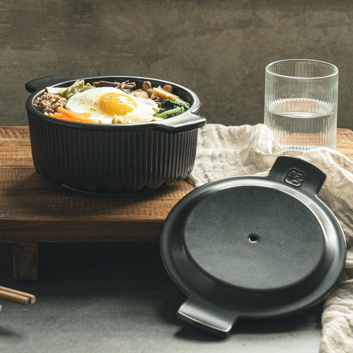 韓国風土鍋 16cm ガス火専用 OREUM 電子レンジ対応 オーブン対応 食洗機対応 5号 ドクターハウス （ Dr.HOWS オルム 土鍋 ミニ おしゃれ 一人用 直火対応 ）の画像