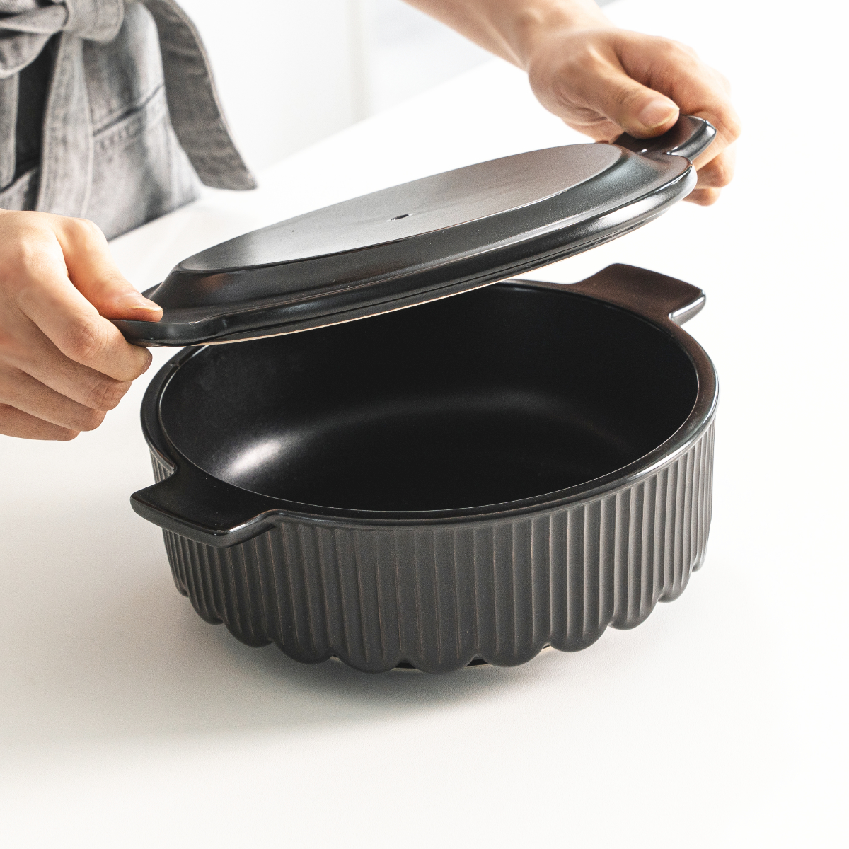 韓国風土鍋 16cm ガス火専用 OREUM 電子レンジ対応 オーブン対応 食洗機対応 5号 ドクターハウス （ Dr.HOWS オルム 土鍋 ミニ おしゃれ 一人用 直火対応 ）の画像