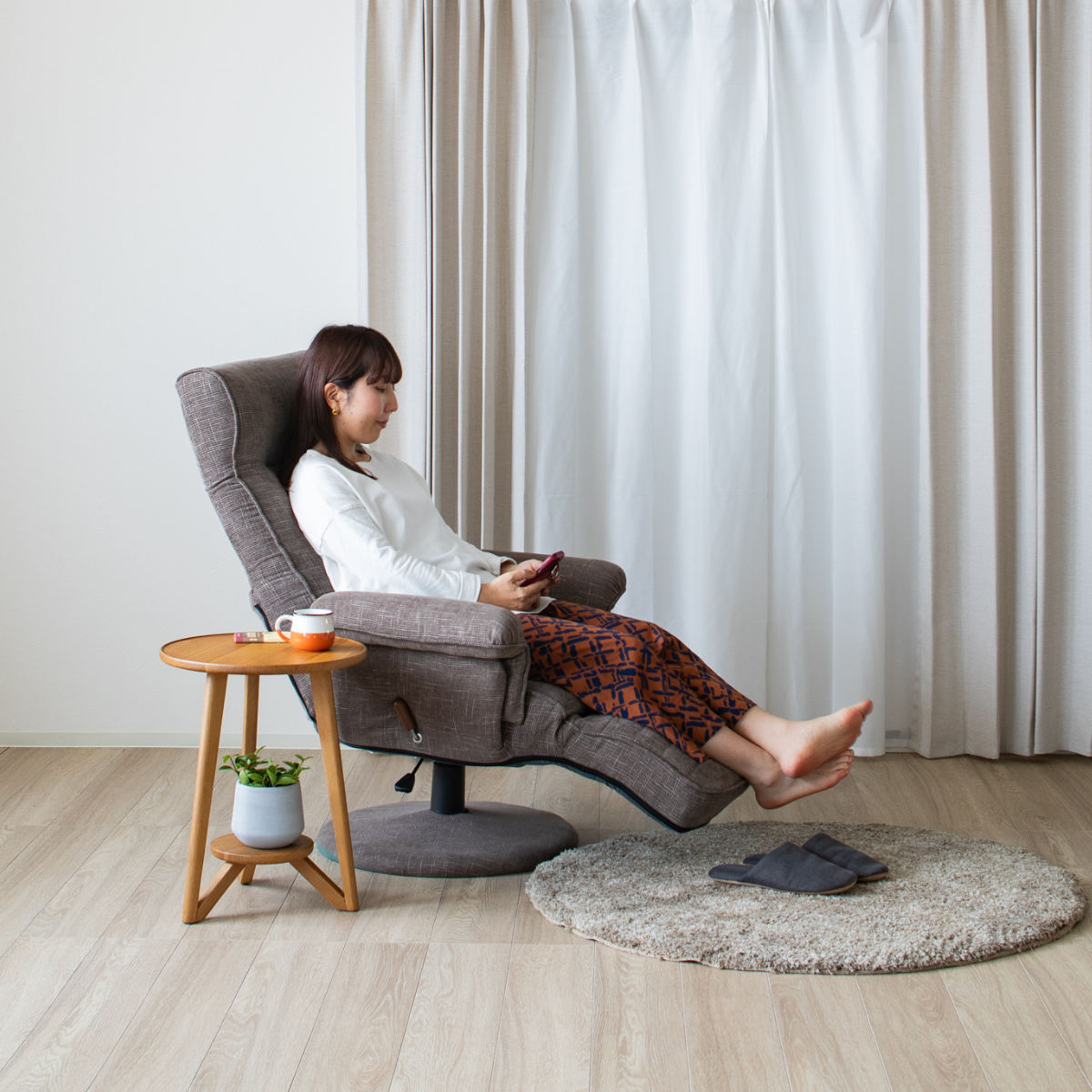 高座椅子 ハイバックタイプ 回転 昇降式 座面高42〜48cm ジネシー