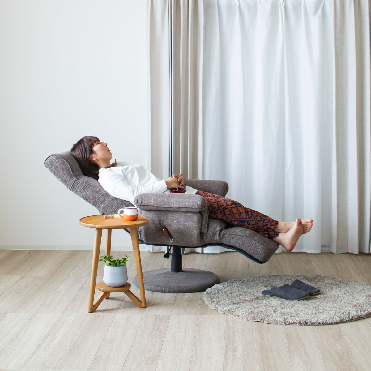 高座椅子 ハイバックタイプ 回転 昇降式 座面高42〜48cm ジネシー