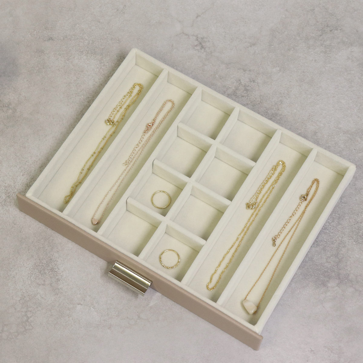 アクセサリーケース ジュエリーボックス Asha 3段 （ 収納 ジュエリー