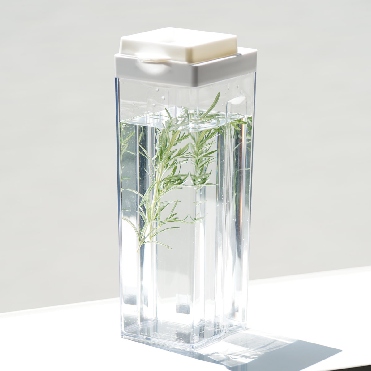 冷水ポット 1.8L ドアポケットにぴったり冷...の詳細画像1