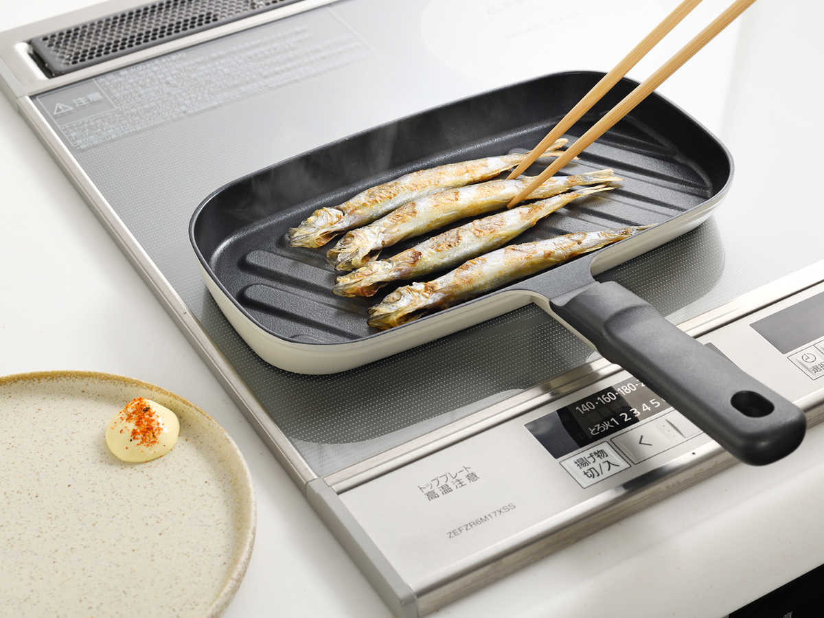 オークス（AUX） ロースター IH対応 蓋付き leye コンパクトおさかな