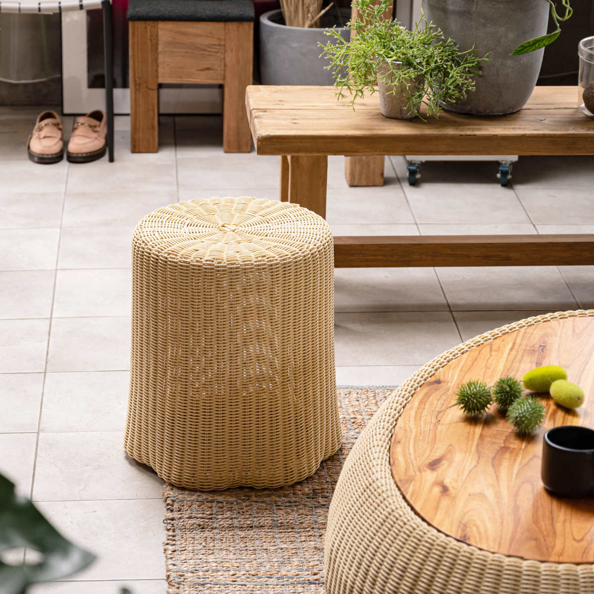 完全乾燥済み【天然樫の木】切り株スツール/インテリア台/切り株椅子/室内OKです 楽天市場】切り株 スツール（インテリア・寝具・収納）の通販