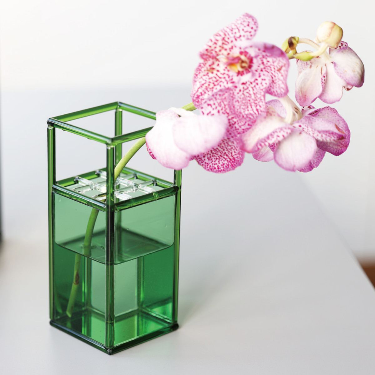 magnet 花瓶 マーハ ベース グリーン （ 花ビン 花びん 花器 フラワー