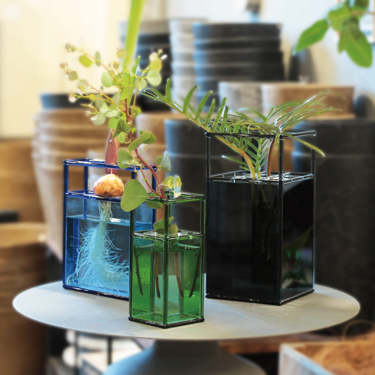 ガラス　フラワーベース　花瓶　グリーンガラス　花入れ　小物入れ magnet 花瓶 マーハ ベース グリーン （ 花ビン 花びん 花器 フラワー
