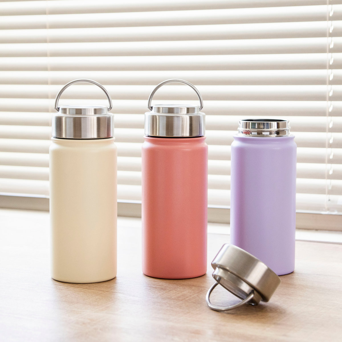 ✨セール✨ ステンレスボトル ４本セット 水筒 500ml ensemble ステンレスボトル （ 直飲み 保温 保冷 ハンドル