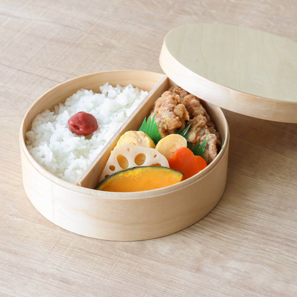 【新品未使用】木製　銘木弁当箱　曲げわっぱ　ナノコート　日本製　2個セット　高級 わっぱ弁当 700ml 電子レンジ 食洗機 対応 ナノコート （ 弁当箱