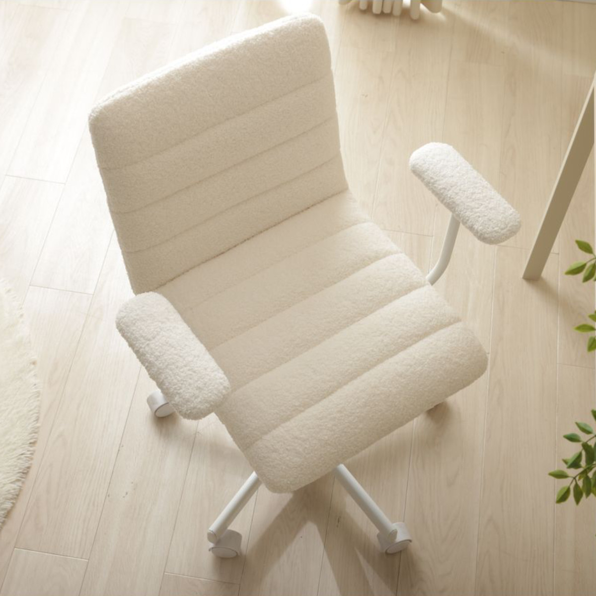 オフィスチェア パソコンチェア ホワイト 合皮 Amazon.co.jp: 上質なPUレザー NEOCHAIR オフィスチェア 役員椅子