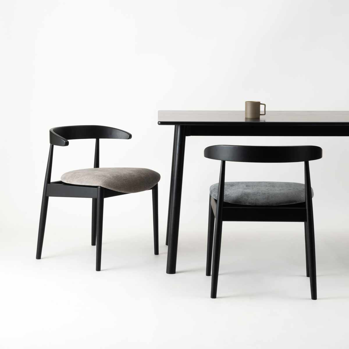 ダイニングチェア 北欧 form マーシュ アッシュ ブラック 布座面 東谷 form ダイニングチェア 座面高45.5cm マーシュ （ チェア