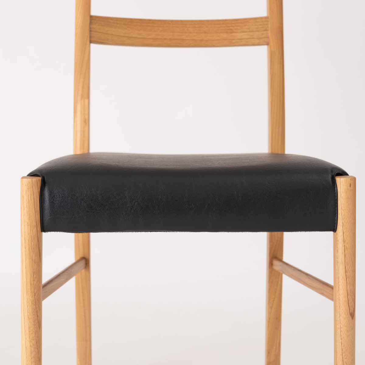 東谷 form ダイニングチェア 座面高44cm ハイバックタイプ アーティー