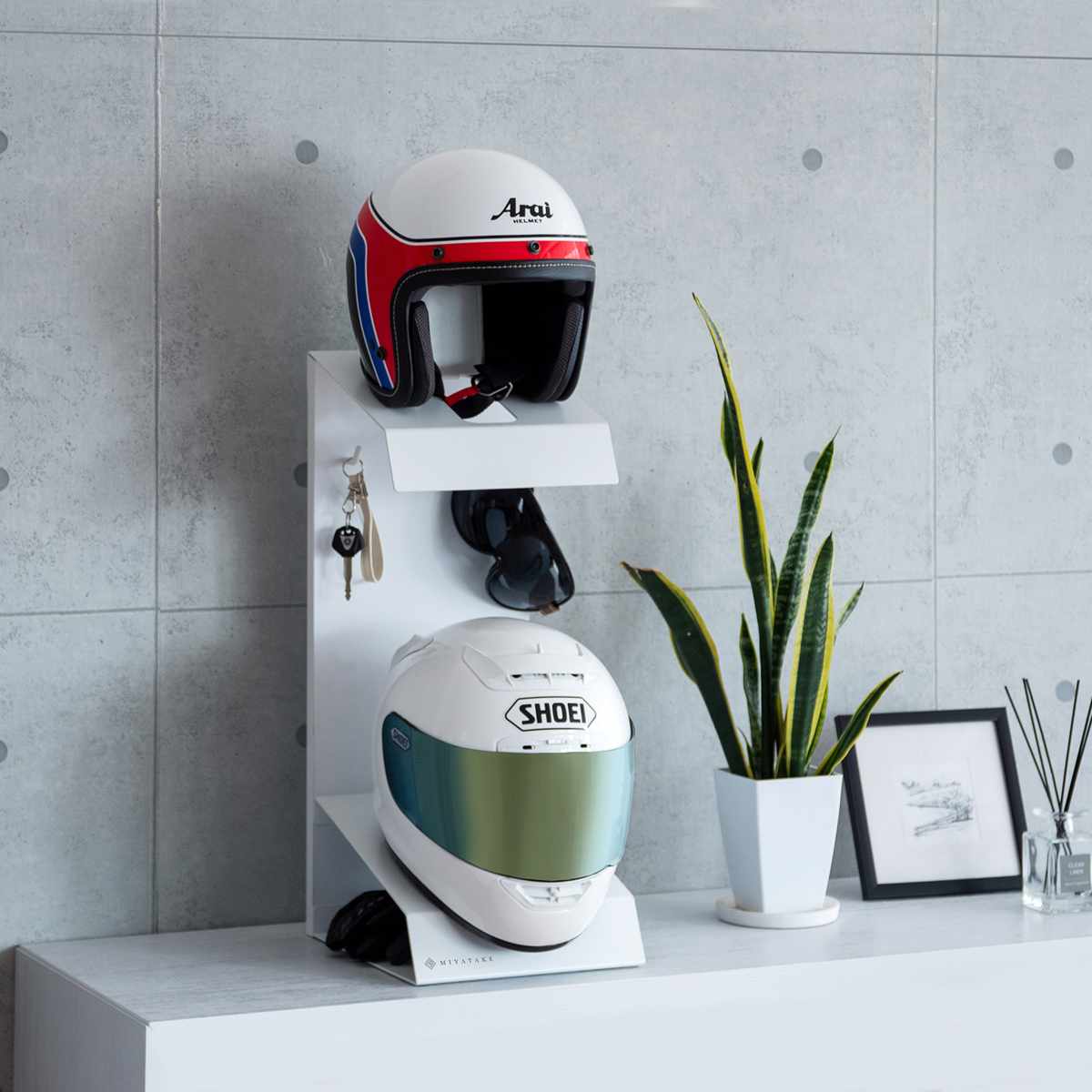 ヘルメットスタンド 幅24cm 2段 ディスプレイラック GALEA （ ディスプレイ ラック バイク ヘルメット ）の画像