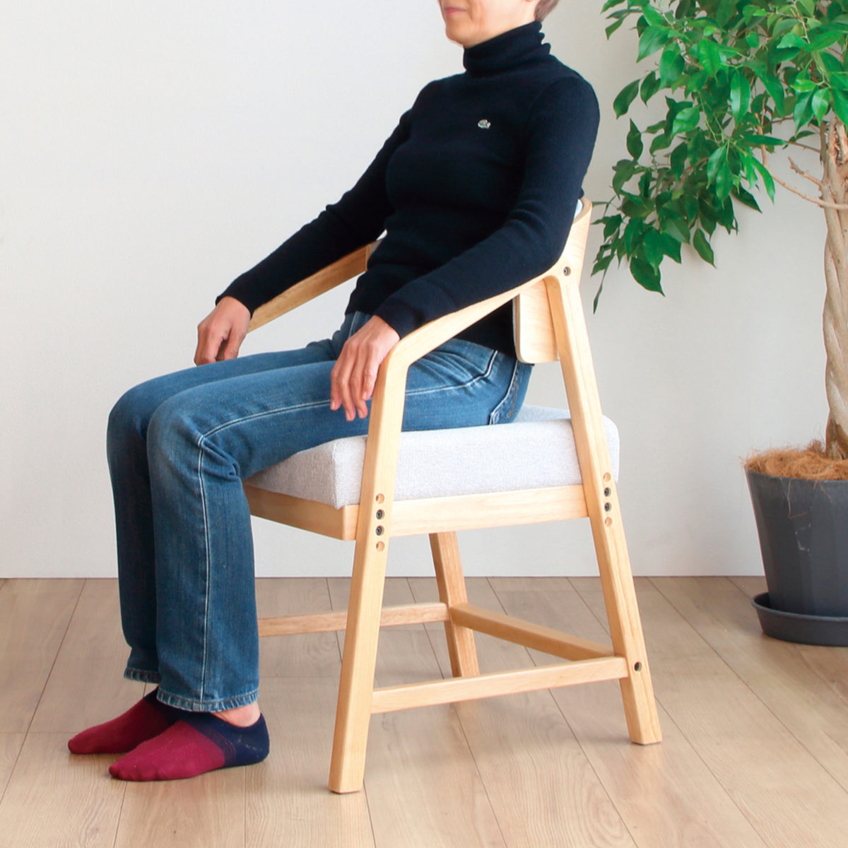 弘益 ダイニングチェア 座面高39cm・41cm・43cm シニアに優しい木製