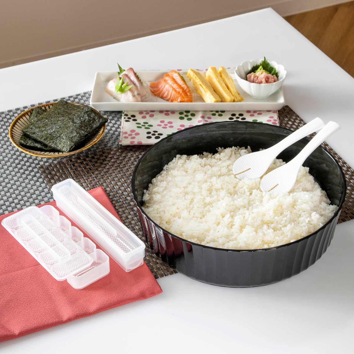 Hセット【食品サンプル】お寿司　16個セット 桶付き！！ 実物大サイズ 高級品 Hセット【食品サンプル】お寿司 16個セット 桶付き！！ 実物大サイズ