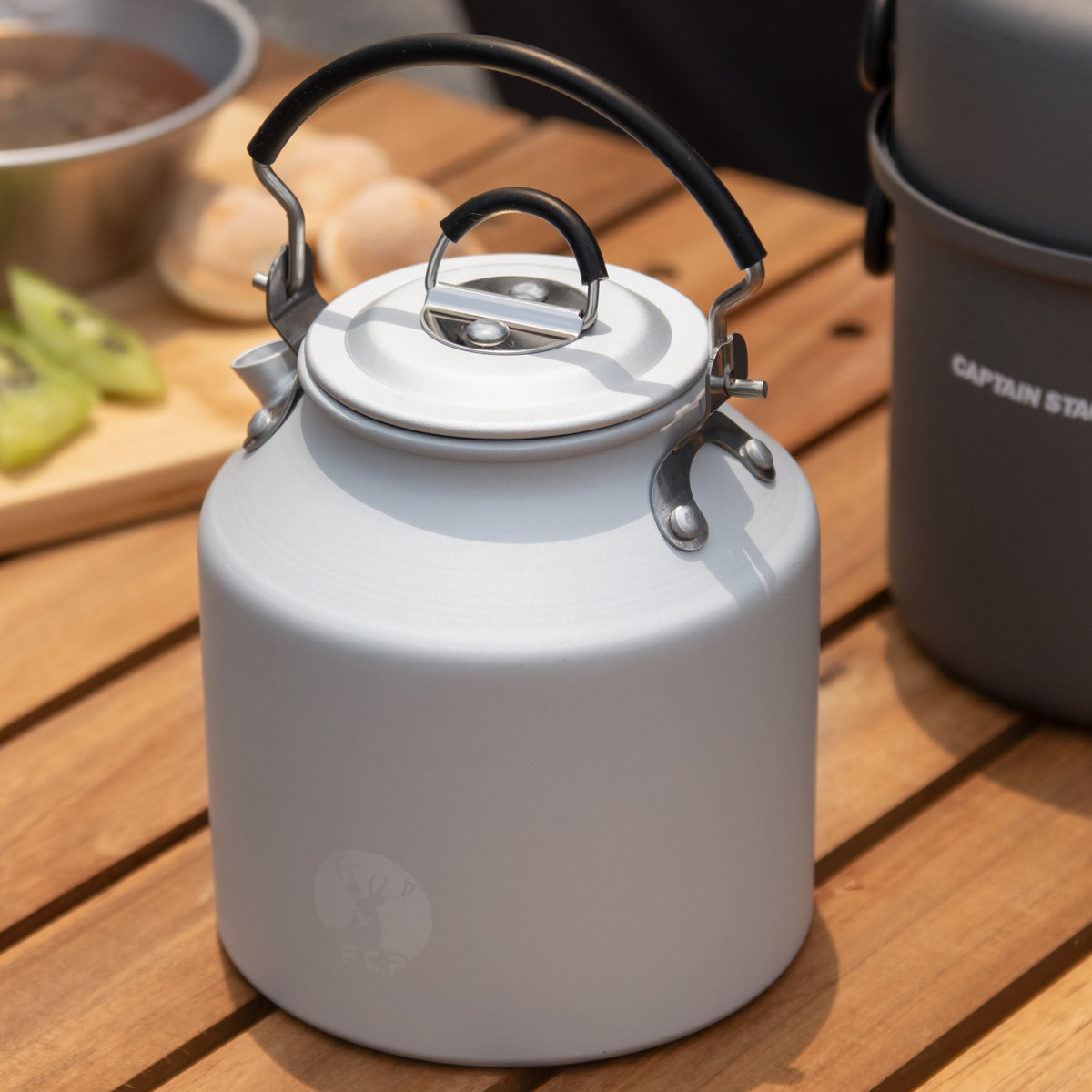 CAPTAIN STAG（キャプテンスタッグ） アルミケトル 丸型クッカーに入る