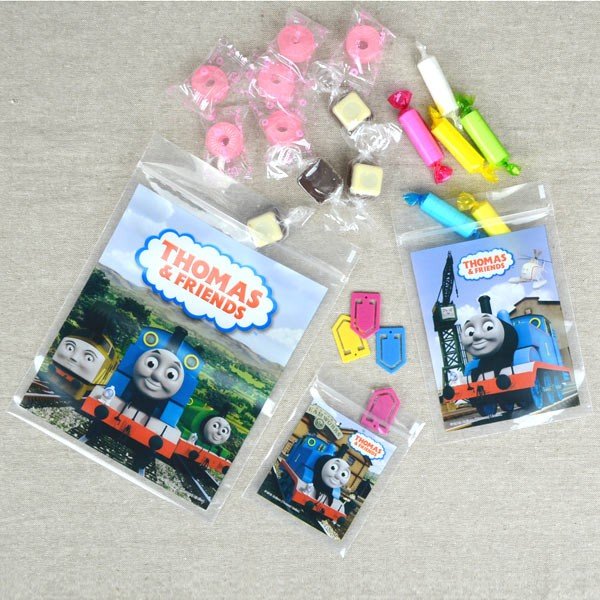 アサヒ興洋 保存袋 チャック付 きかんしゃトーマス ジップ袋 チャック