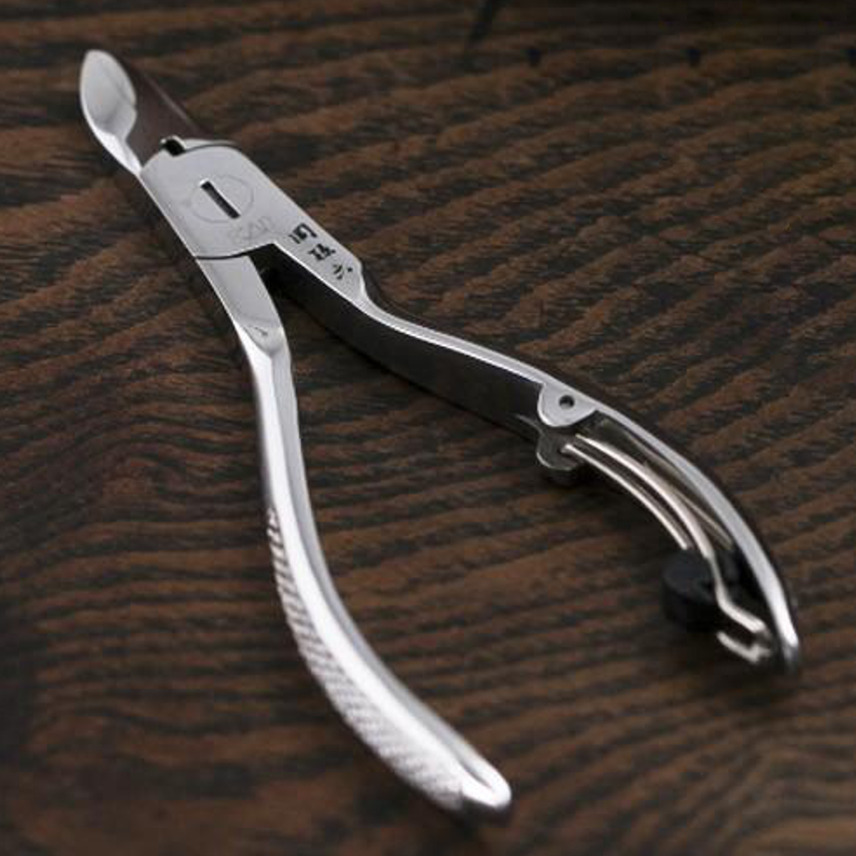 貝印 関孫六 ニッパーツメキリ スプリング付 HC-1804 （ ニッパー 足