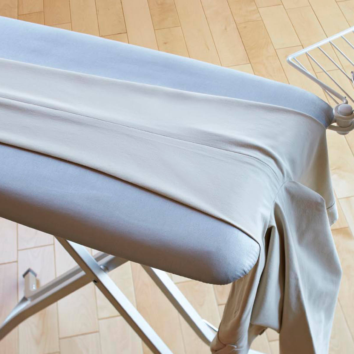 山崎実業 スタンド式解決プレス アルミ脚 （ 4903208076111 アイロン台