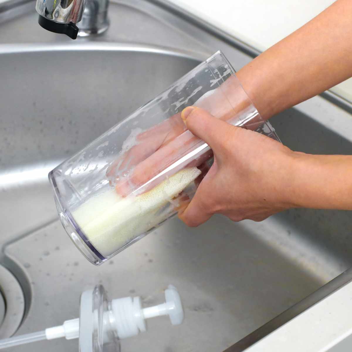 LEC（レック） 詰替用スリムディスペンサー 850ml クリア