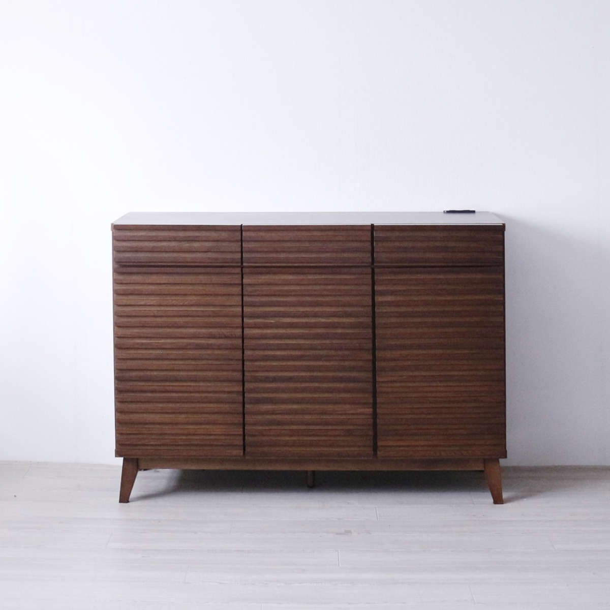 キッチンカウンター 幅120cm 2口コンセント付 ルーバーデザイン 天然木