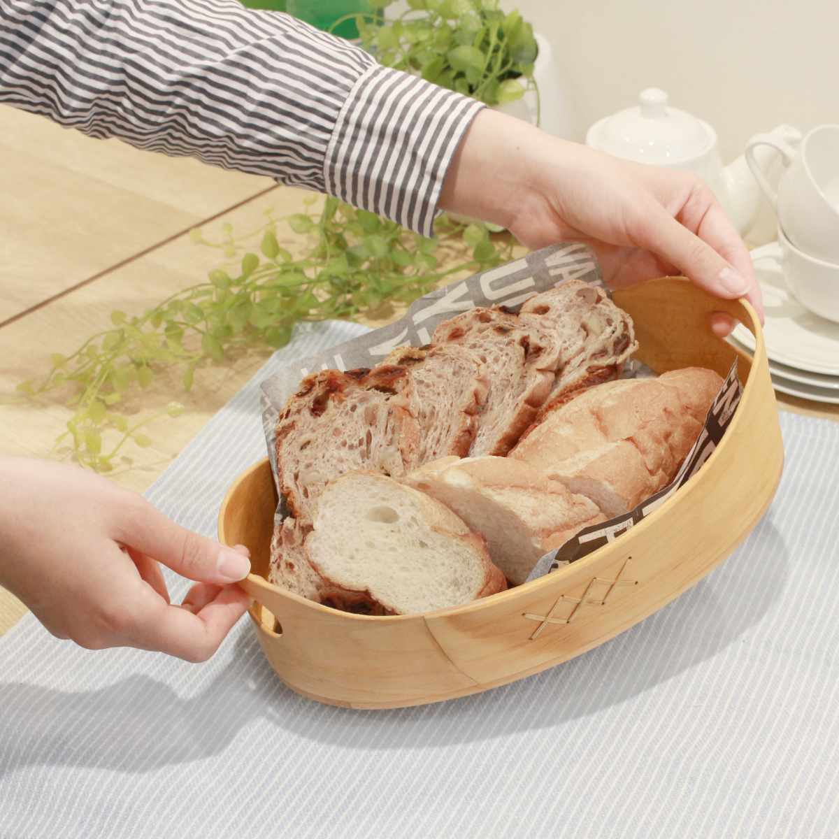ブレッドバスケット Skandinavisk Hemslojd スカンジナビスク