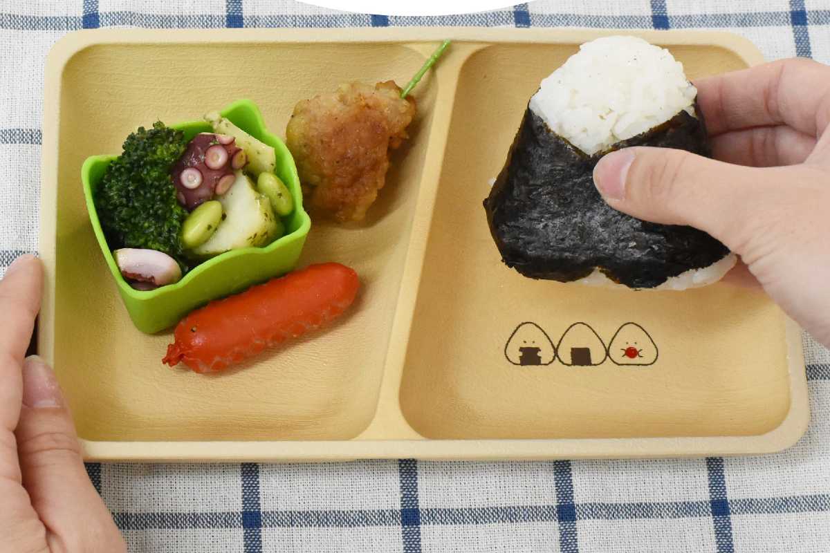 ランチプレート ぎゅっとおにぎりさん スクエアプレート （ 日本製
